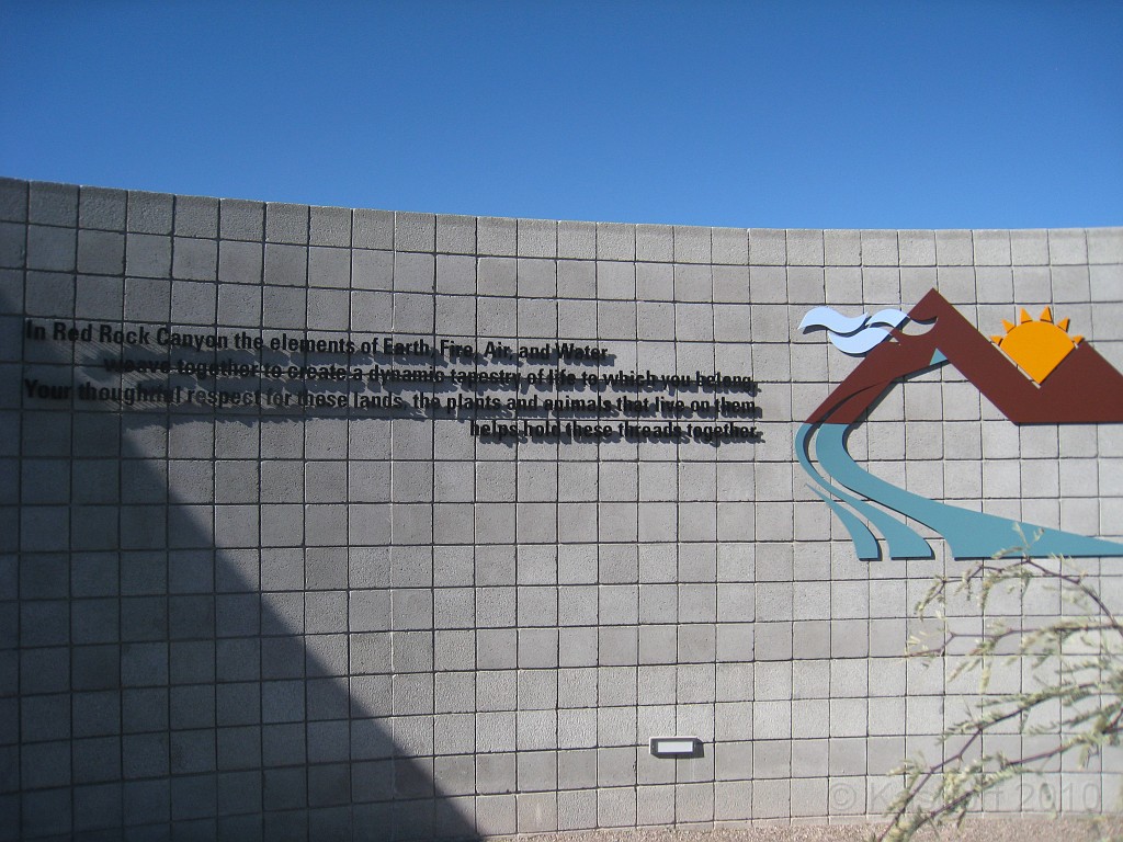 Las Vegas 2010 - Red Rock 0121.JPG - The 2010 Las Vegas Fire - Ice and Sweat Tour. Half Marathon, Red Rock Canyon, Casinos, Valley of Fire.... and buffets!